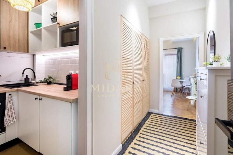 Universitate Studio Terasa  56 mp  Investitie