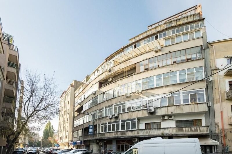 Universitate Studio Terasa  56 mp  Investitie